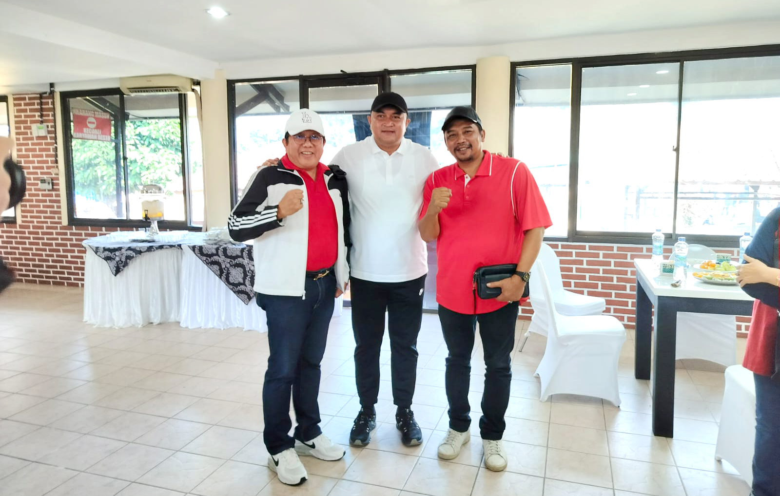 Foto Bersama Bupati Bogor dalam acara Peringatan Hari Buruh Internasional / Mayday Tahun 2025